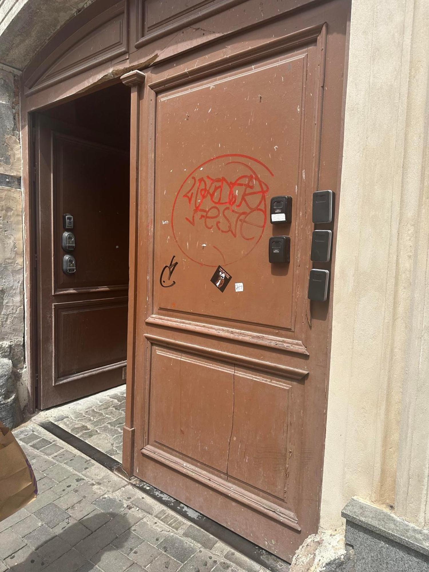 C Private Room In City Center In Bratislava Exteriör bild
